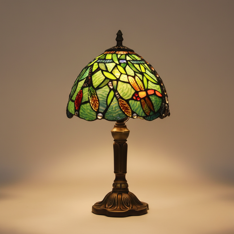 TIFFELLE | ELEGANTTI LAMPPI PERHOSEN MUODOSSA